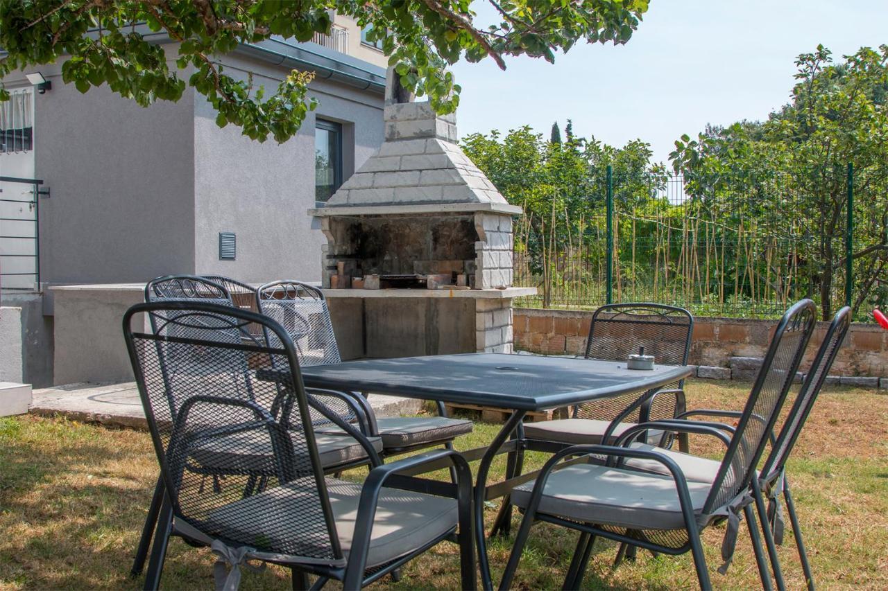 Apartman Olea Pula Exterior foto